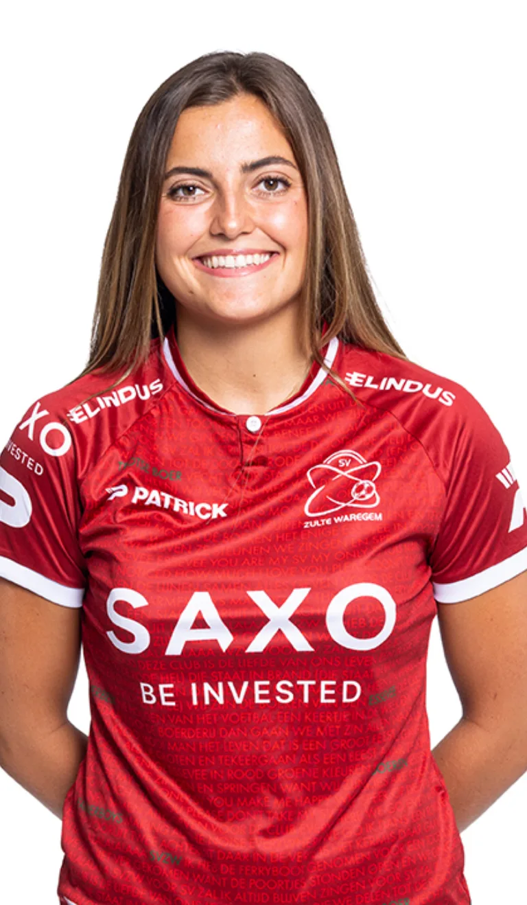 2425 ZULTE WAREGEM DAMES CHLOE ZUBIETA MIDFIELDER 3