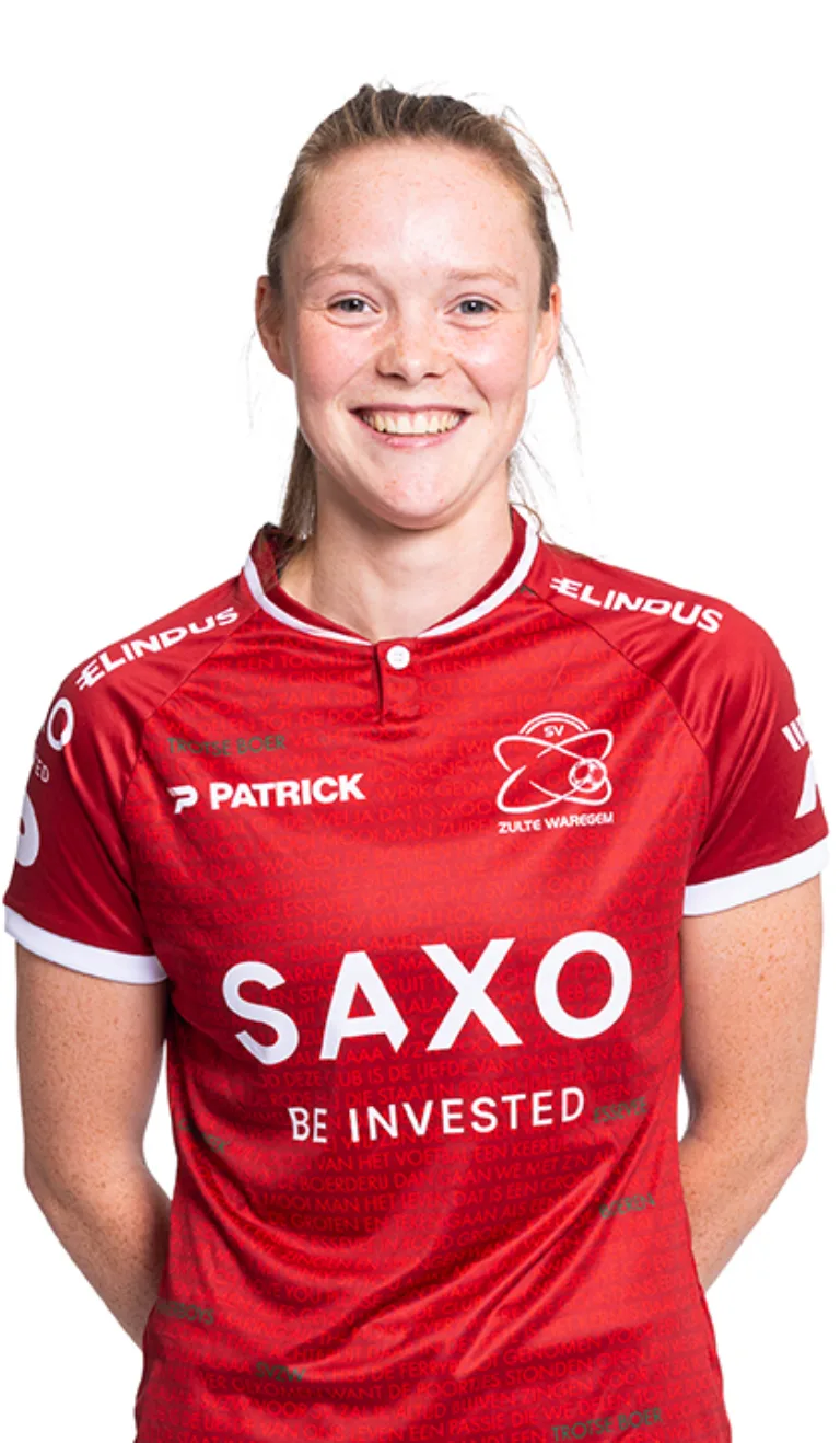 2425 ZULTE WAREGEM DAMES LOES VAN MULLEM MIDFIELDER 3