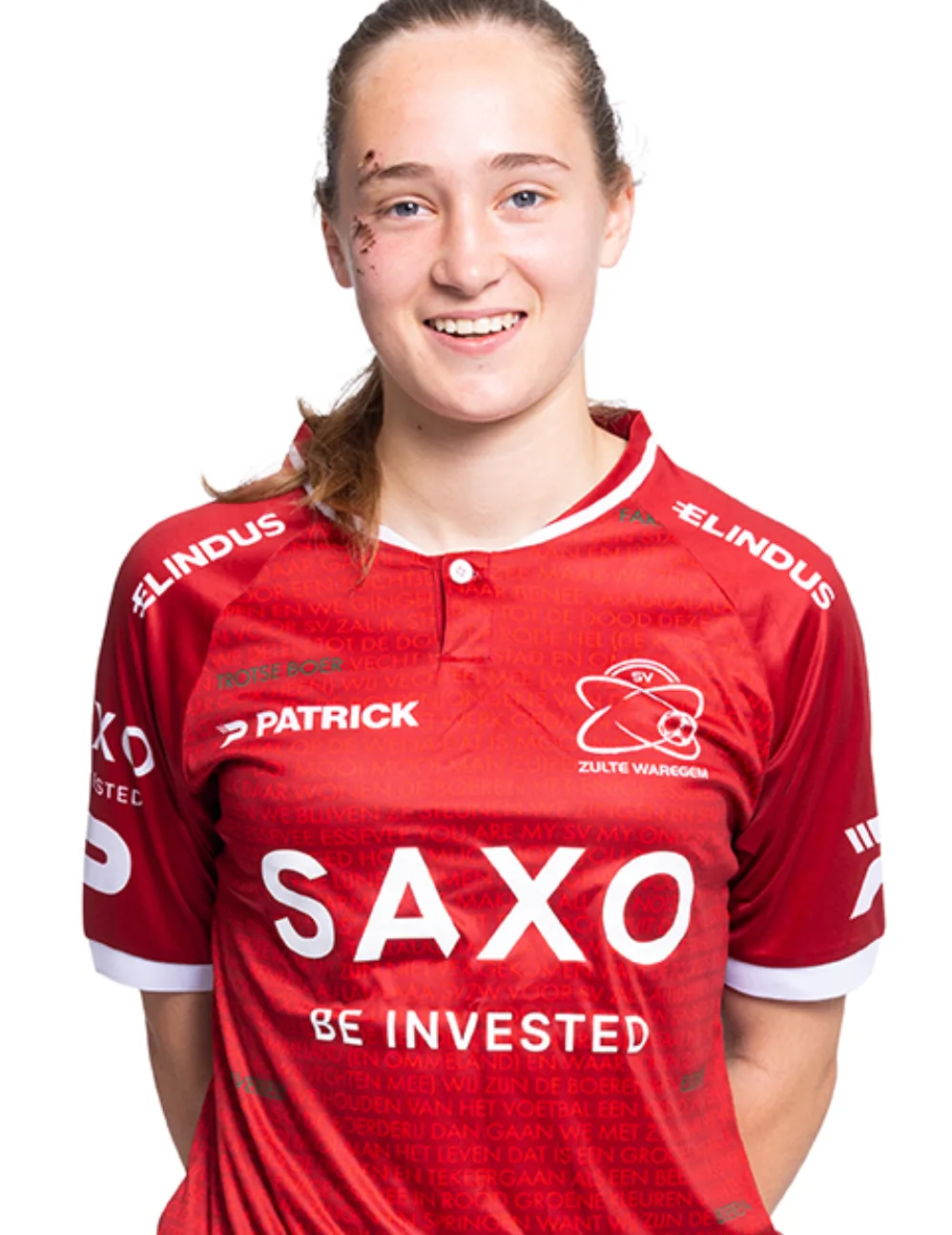 2425 ZULTE WAREGEM DAMES LINE VANACKERE MIDFIELDER 3